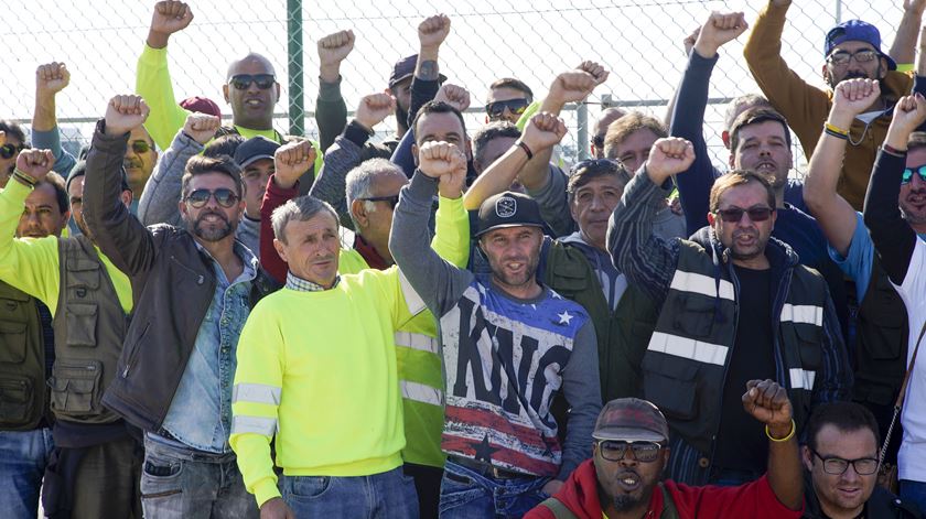 Estivadores do Porto de Setúbal mantêm protesto. Foto: Lusa