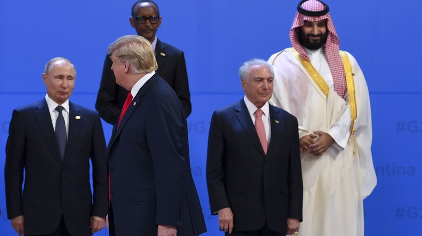 Putin e Trump na cimeira do G20 em Buenos Aires Foto: Lukas Coch/EPA