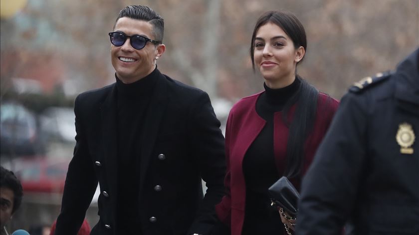 Depois de 50 minutos no tribunal, Ronaldo aceita acordo com Fisco espanhol