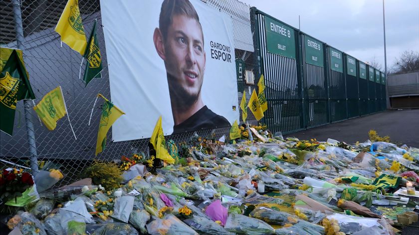 Homenagem a Emiliano Sala. Foto: Edward Boone/EPA