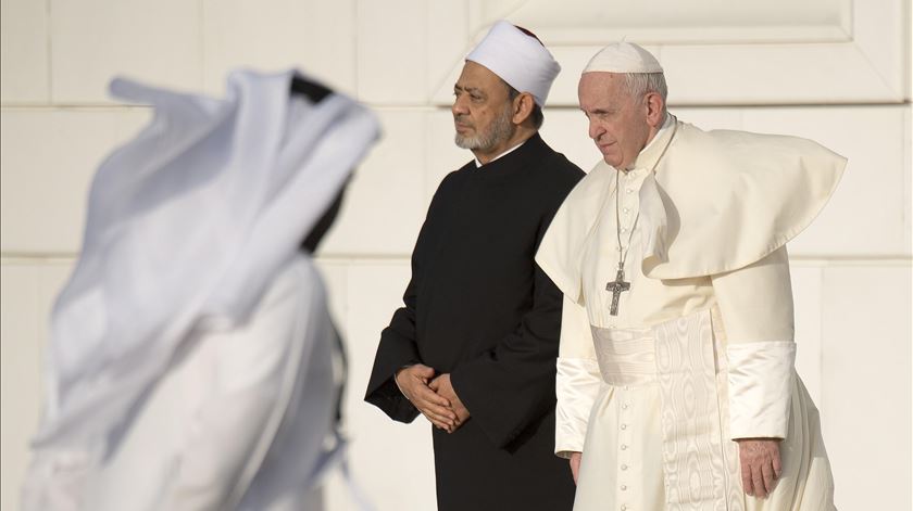 O Papa Francisco e o grande imã de Al-Azhar, Ahmad al-Tayyeb. Foto: Luca Zennaro/EPA