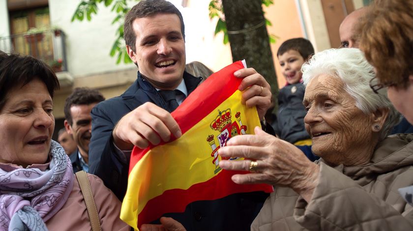 O PP está a ser "castigado pela corrupção", o que dificulta a vida a Pablo Casado. Foto: Iñaki Porto/EPA