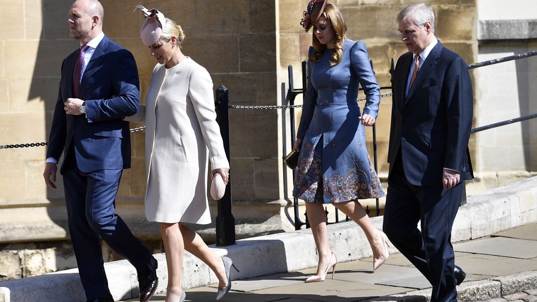 Mike Tindall e Zara Phillips com a princesa Beatrice e o príncipe Andrew de York. Foto: Neil Hall/EPA