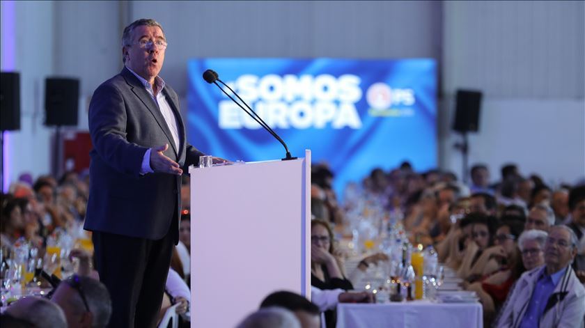 Guilherme D' Oliveira Martins recorda generosidade e determinação