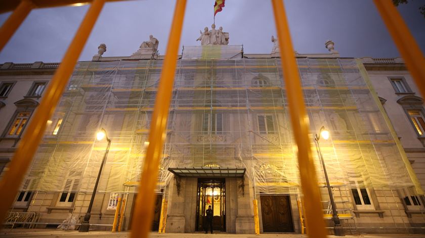 Passou 18 anos na prisão por crimes que não cometeu. Agora vai receber 2,5 milhões de euros do Estado espanhol Passou 18 anos na prisão por crimes que não cometeu. Agora vai receber 2,5 milhões de euros do Estado espanhol