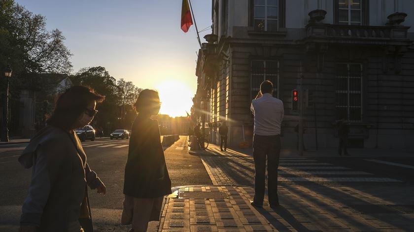 Na Bélgica, deixou de ser obrigatório usar máscara em todo o lado. Foto:Olivier Hoslet/EPA 