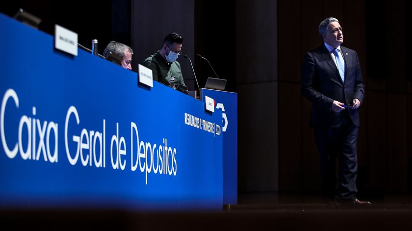 Fidelidade compra 5 milhões de euros em obrigações da Caixa Geral de Depósitos Fidelidade compra 5 milhões de euros em obrigações da Caixa Geral de Depósitos