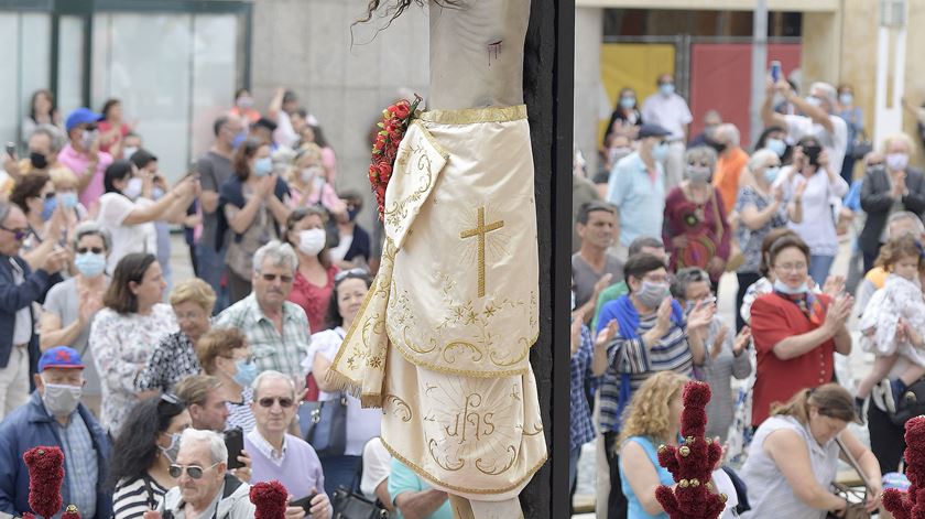 Procissão do Senhor de Matosinhos, cruz. Foto: Fernando Veludo/Lusa