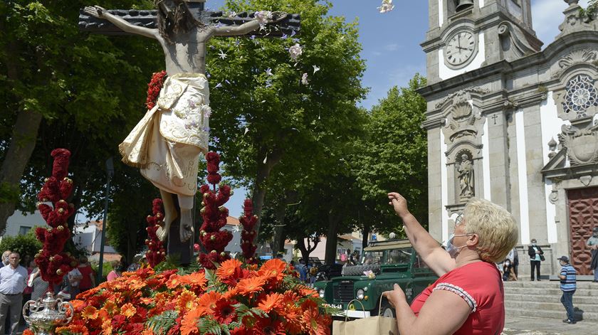 Procissão do Senhor de Matosinhos, fiel. Foto: Fernando Veludo/Lusa