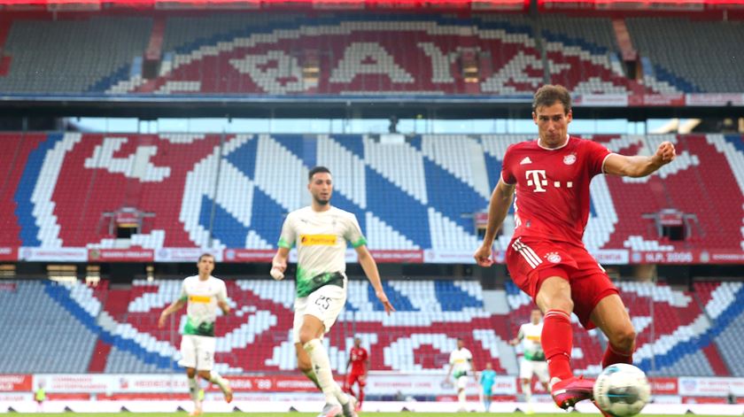 Bayern sagrou-se campeão alemão após a paragem. Foto: Alexander Hassenstein/EPA