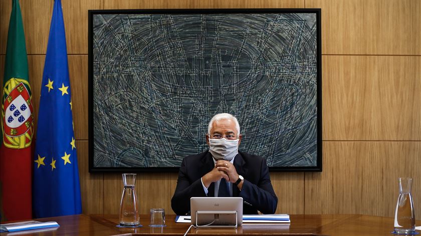 António Costa na reunião com os presidentes das câmaras de Loures, Odivelas, Sintra, Amadora e o presidente da Área Metropolitana de Lisboa. Foto: Rodrigo Antunes/Lusa. Antunes/Lusa