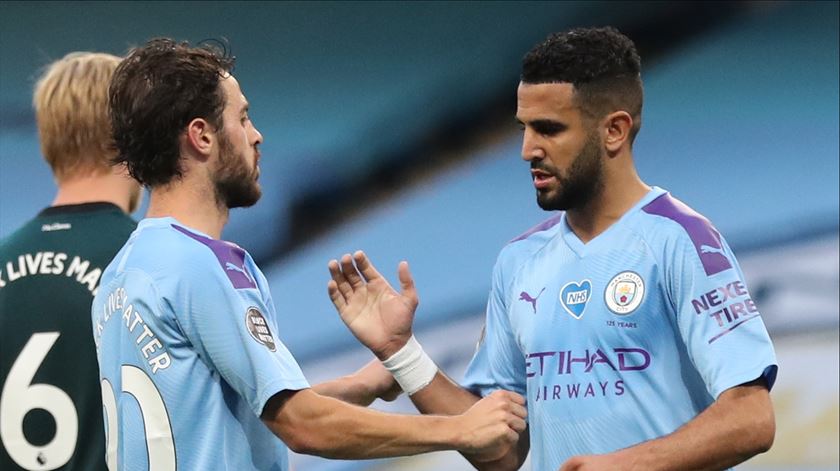 Mahrez e Laporte são os infetados. Foto: Martin Rickett/EPA