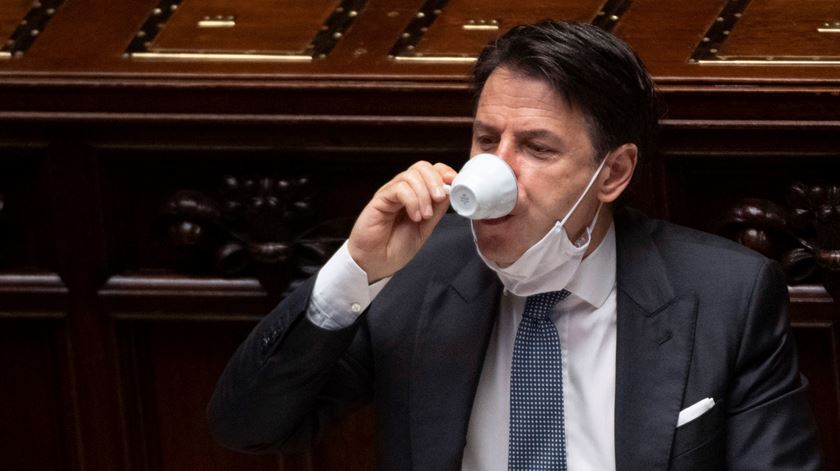 Giuseppe Conte discursou no Parlamento. Foto: Claudio Peri/EPA