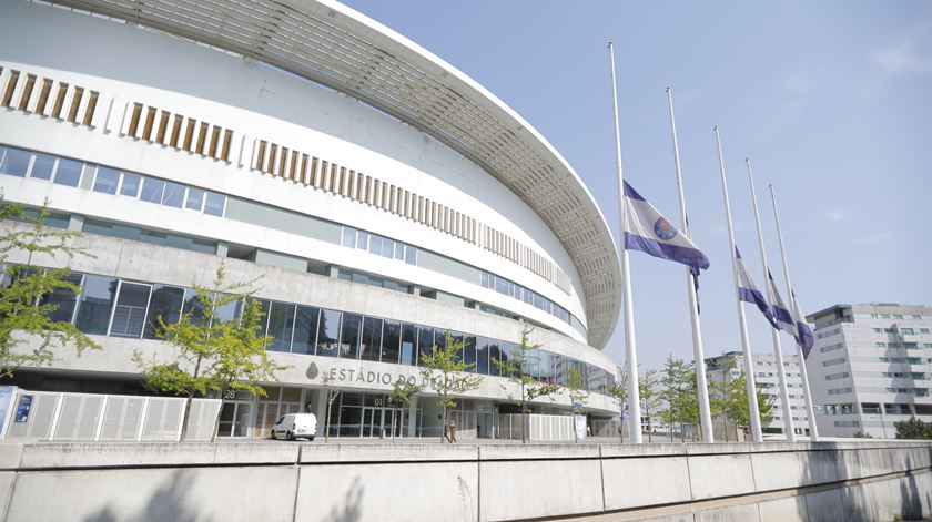 Rui Moreira cede terreno ao FC Porto por 70 anos para construir pavilhão