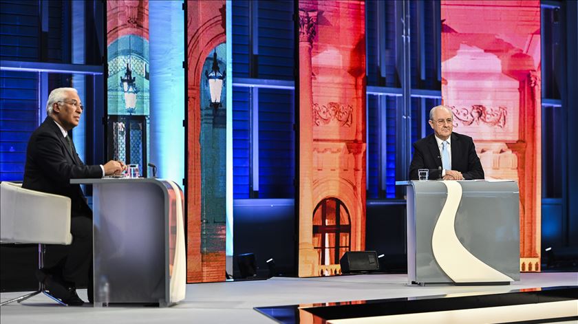 Costa defende reforço do SNS. Rio quer contratualizar com o privado