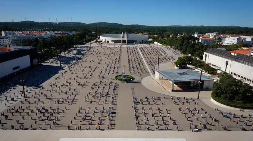 Missa no Santuário de Fátima com seis mil lugares ocupados. Foto: Santuário de Fátima