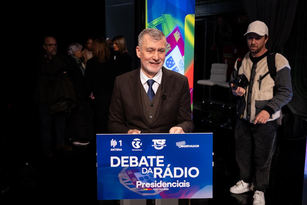 Seguro provoca Gouveia e Melo e Ventura acusa Seguro de mentir quanto a um encontro de ambos