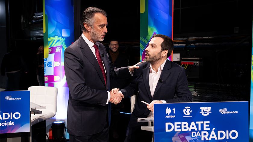 Candidatos à esquerda de Seguro garantem corrida até ao fim, após provocação de Cotrim Candidatos à esquerda de Seguro garantem corrida até ao fim, após provocação de Cotrim