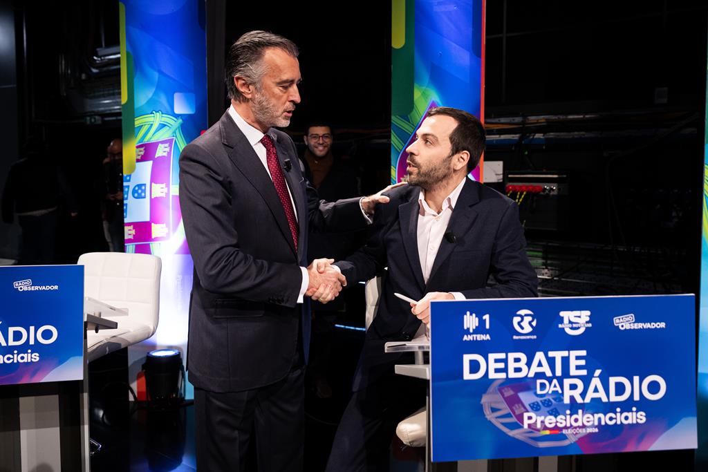 Candidatos à esquerda de Seguro garantem corrida até ao fim, após provocação de Cotrim