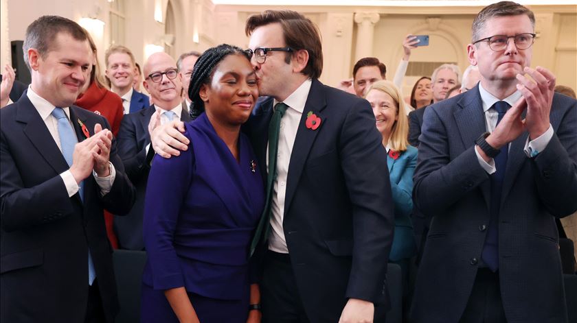 Kemi com o marido, Hamish Foto: Andy Rain/EPA