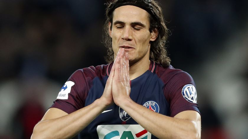 Cavani tem proposta do Benfica, mas as negociações ainda não estão concluídas Foto: Ian Langsdon/EPA