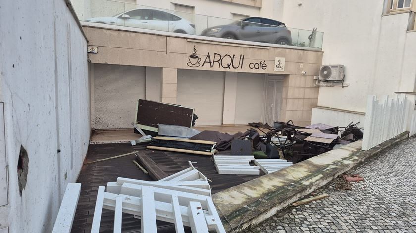 Depressão Kristin deixa rasto de destruição em Leiria. Foto cedida à Renascença por Virgínia Simões