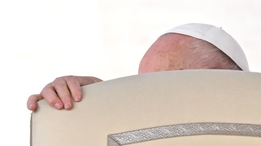 Papa pede perdão da dívida, fim da pena de morte e menos armas para 2025