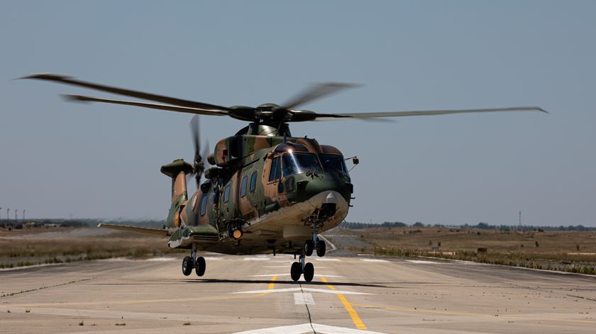 Helicóptero EH-101 Merlin, da Força Aérea Portuguesa. Foto: Força Aérea Portuguesa/D.R.