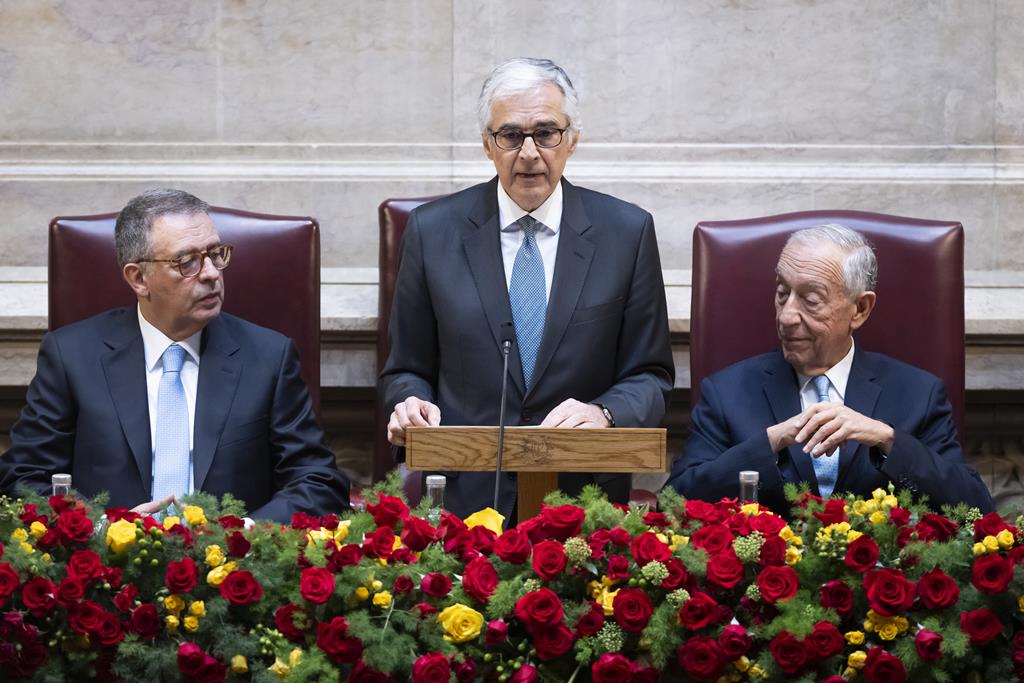 Aguiar-Branco assinala a "proximidade" de Marcelo e os "consensos" de Seguro Aguiar-Branco assinala a "proximidade" de Marcelo e os "consensos" de Seguro