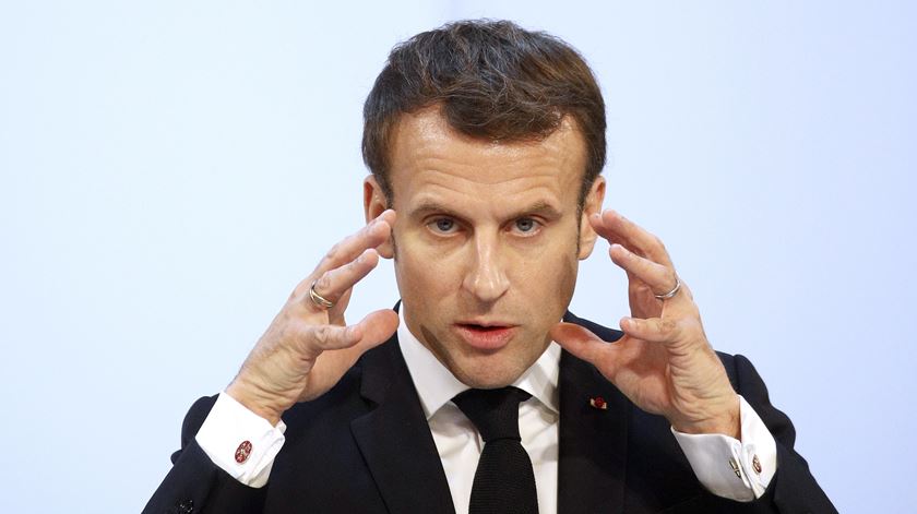 Combate ao islamismo radical. Macron aperta o cerco ao financiamento de mesquitas Combate ao islamismo radical. Macron aperta o cerco ao financiamento de mesquitas