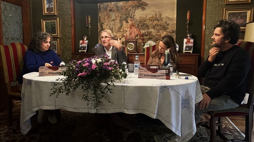 Da "morte da literatura" ao fim dos tradutores. Inteligência Artificial faz soar alarmes Da "morte da literatura" ao fim dos tradutores. Inteligência Artificial faz soar alarmes