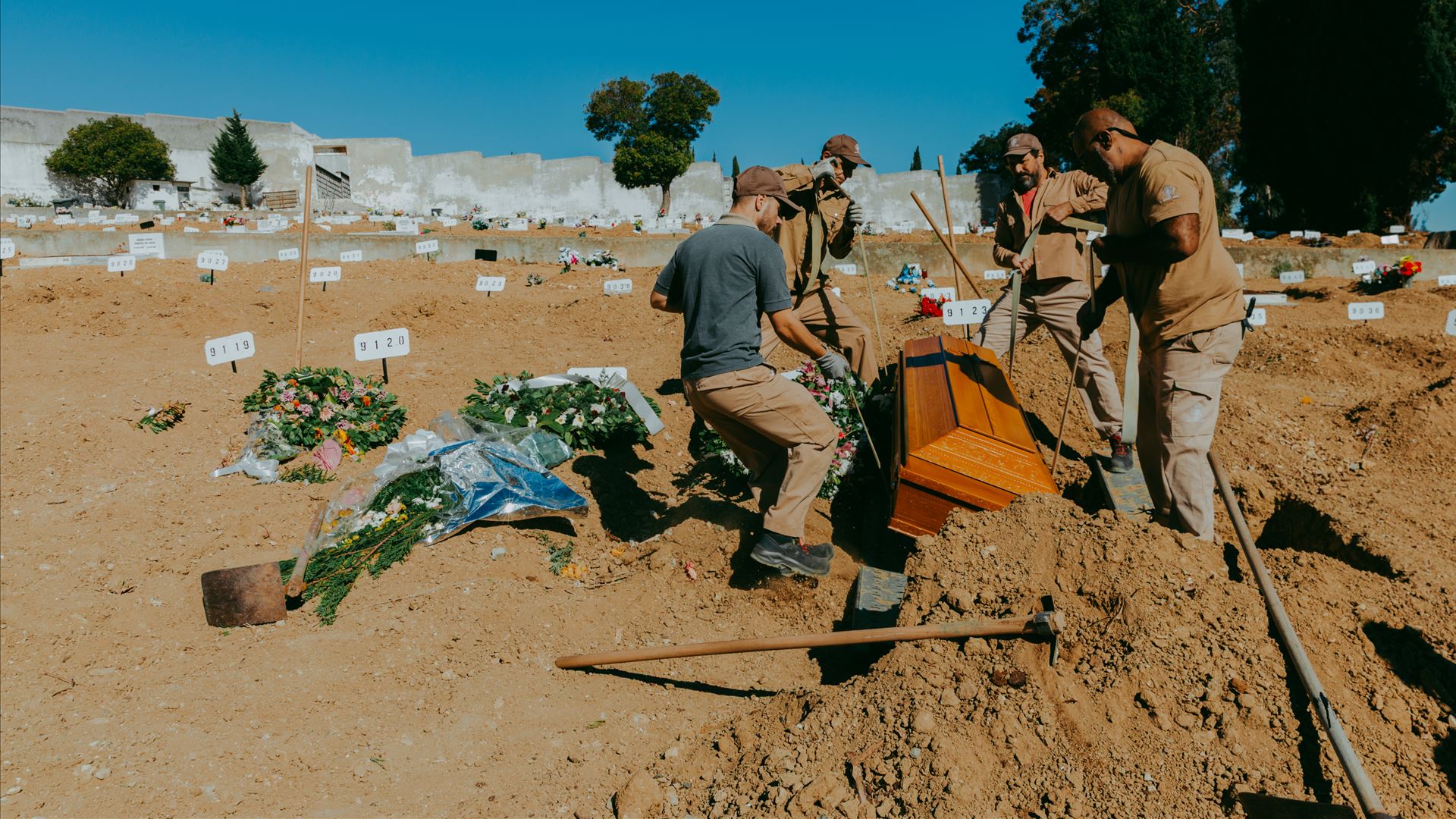 “Há cada vez mais nomes estrangeiros”. Imigrantes são quase um quarto dos funerais solitários em Lisboa