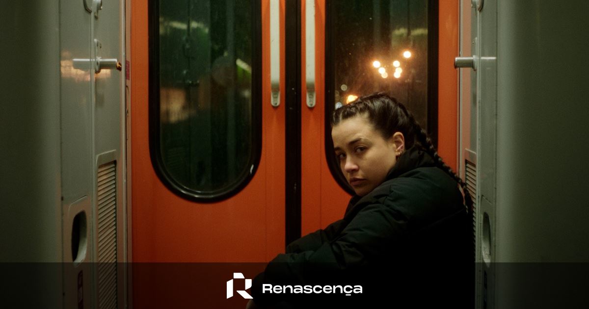 Portugal ao espelho em “Entroncamento”