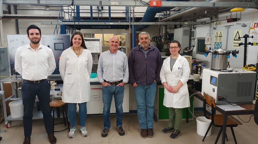 Universidade de Coimbra cria novos materiais sustentáveis para aplicação na indústria automóvel