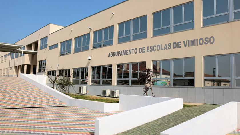 Alunos envolvidos na agressão sexual a menino de 11 anos suspensos quatro dias