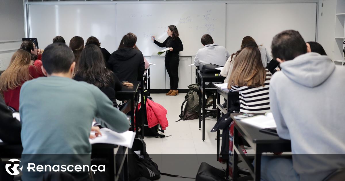 Publicado diploma que recupera dois anos e nove meses de serviço dos ...