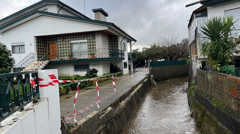 Inundações em Modivas. "Não há palavras, esta foi por demais"