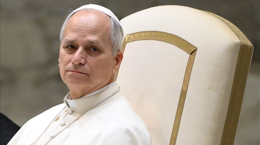 Papa envia mensagem às vítimas da depressão Kristin