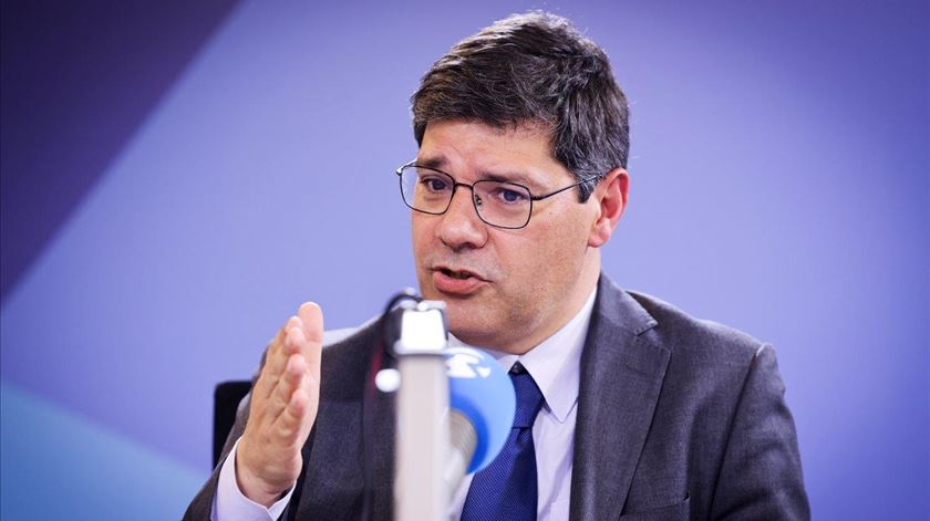 Eurico Brilhante Dias desafia esquerda a apoiar Seguro