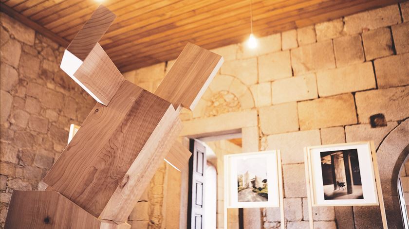 "Pessoas em Movimento". Exposição quer ser ode à migração, pertença e empatia