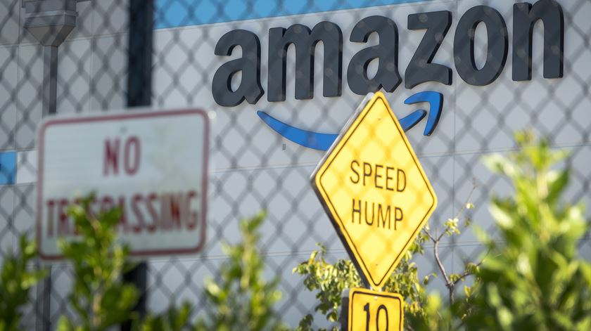 Trabalhadores da Amazon em greve na semana do Natal