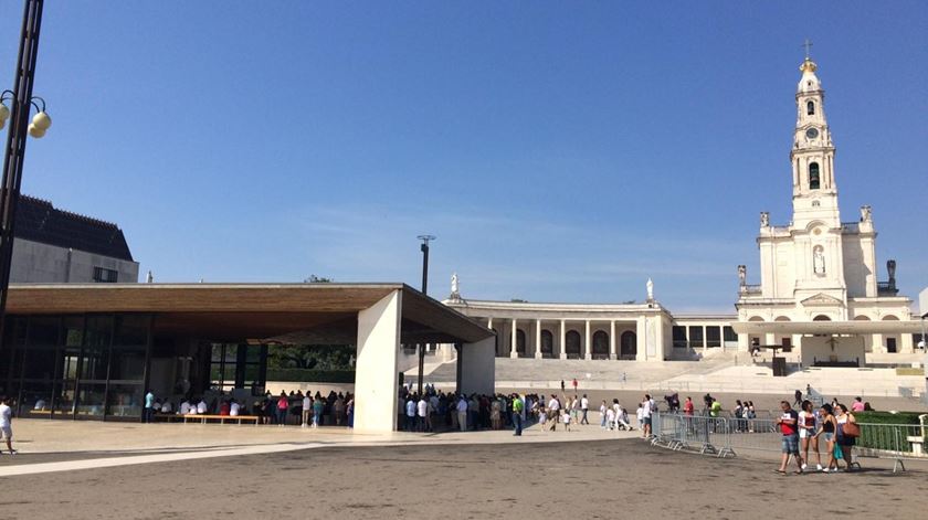 Santuário de Fátima, terço. Foto: Teresa Paula Costa/RR