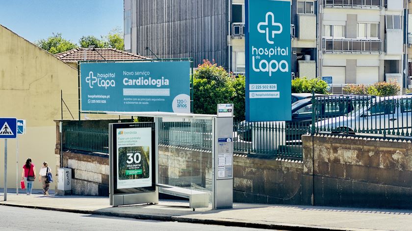 Hospital da Lapa celebra 120 anos com renovação de serviços e debates sobre a saúde em Portugal
