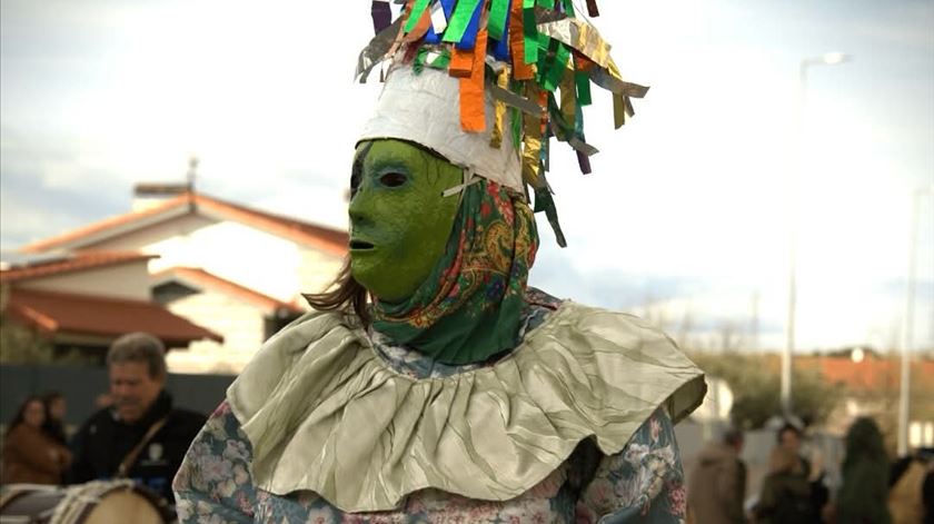 Máscaras carregam séculos de simbolismo. Foto: Maschocalheiro – Associação de Bemposta