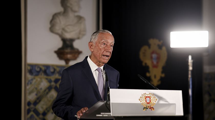 Marcelo defende que "votar é contribuir para a estabilidade"