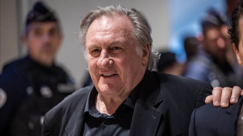 Gérard Depardieu vai ser julgado por novo caso de crimes sexuais