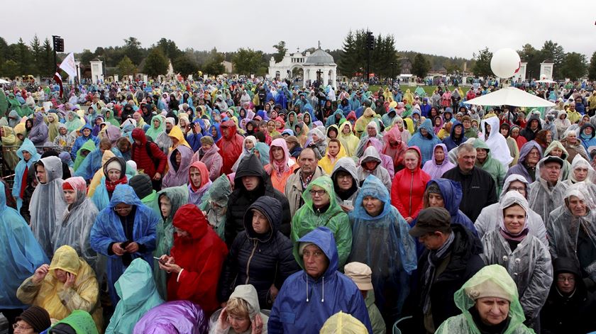 Papa invoca “firmeza” de Maria contra a marginalização dos excluídos