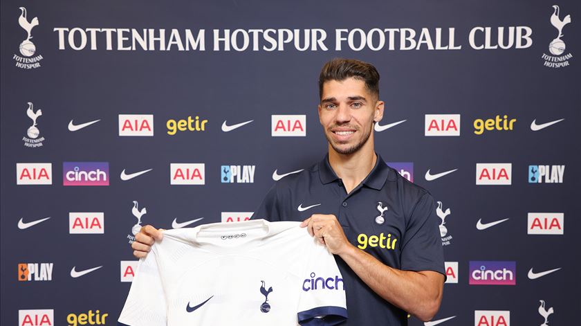 Ex-jogador de Marco Silva reforça o Tottenham a custo zero