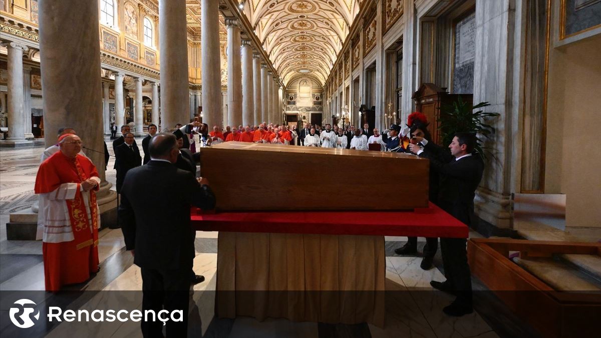 Vídeo. O enterro do Papa Francisco em Santa Maria Maior - Renascença V+