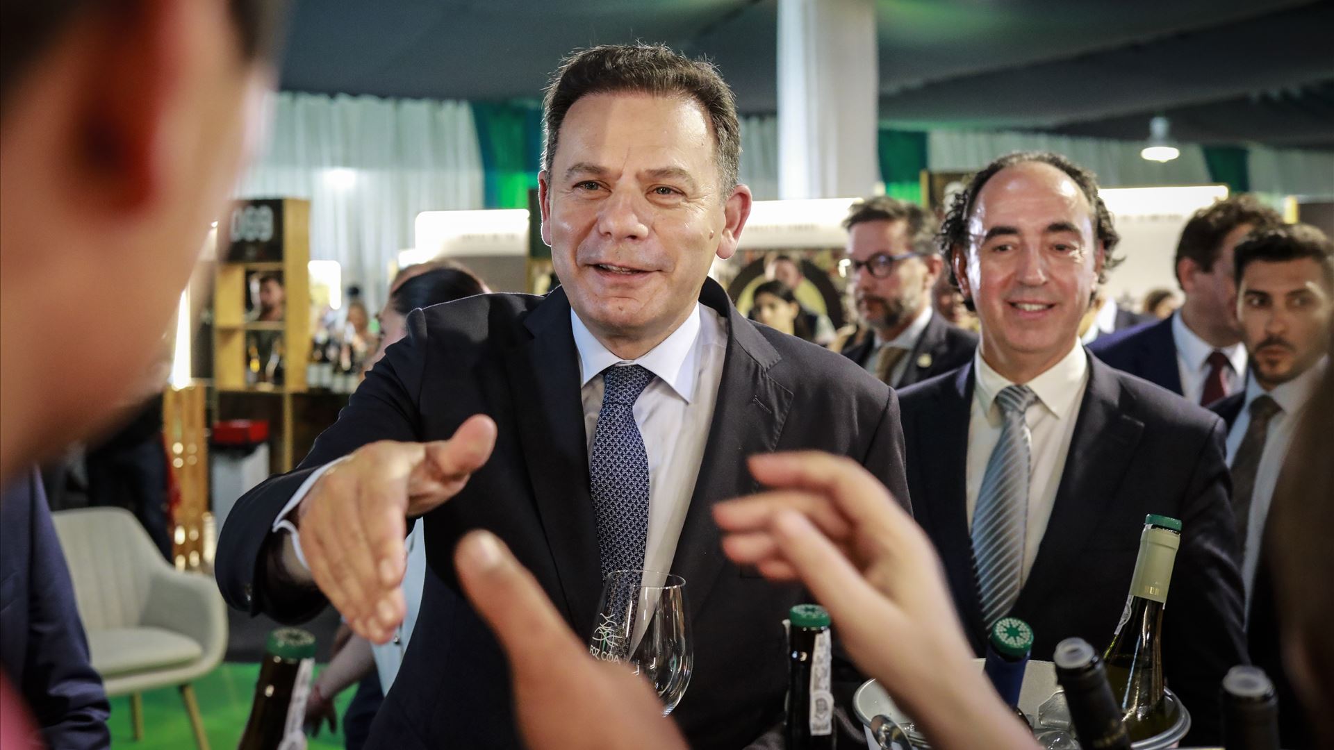 PSD “imperturbável a ruídos menores”, diz Montenegro